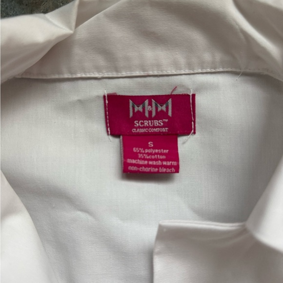 Smart Scrubs Classic White Lab Coat - Picture 2 of 4